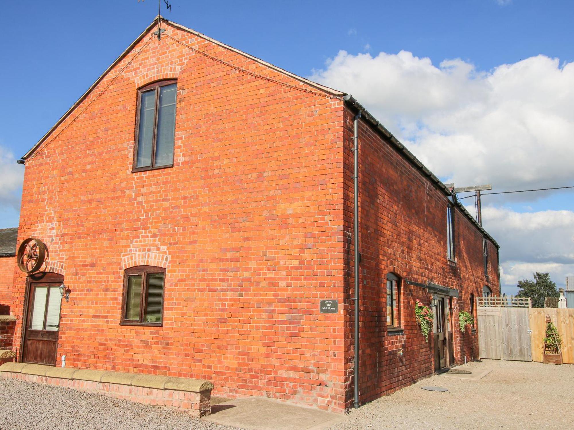 The Mill House Villa Shrewsbury Exterior photo